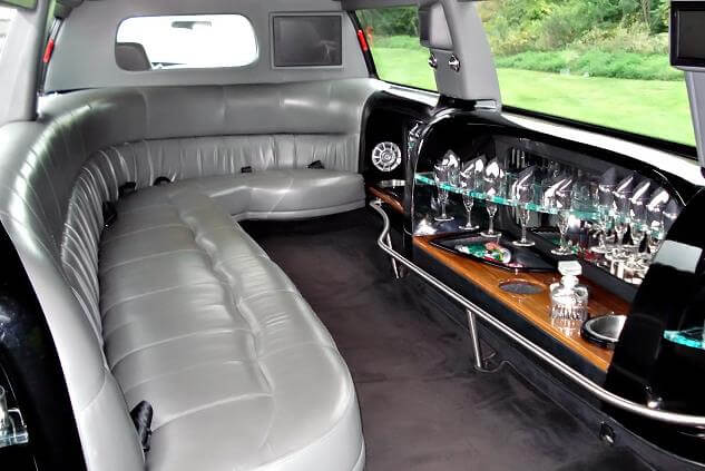 #1 Limo Service Reading, PA - Best Rental Prices, Cheap Limos